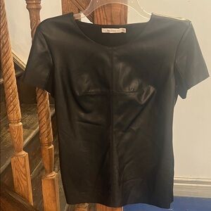BAILEY 44 faux leather front knit back tee. Black Short Sleeve Faux Leather Top.